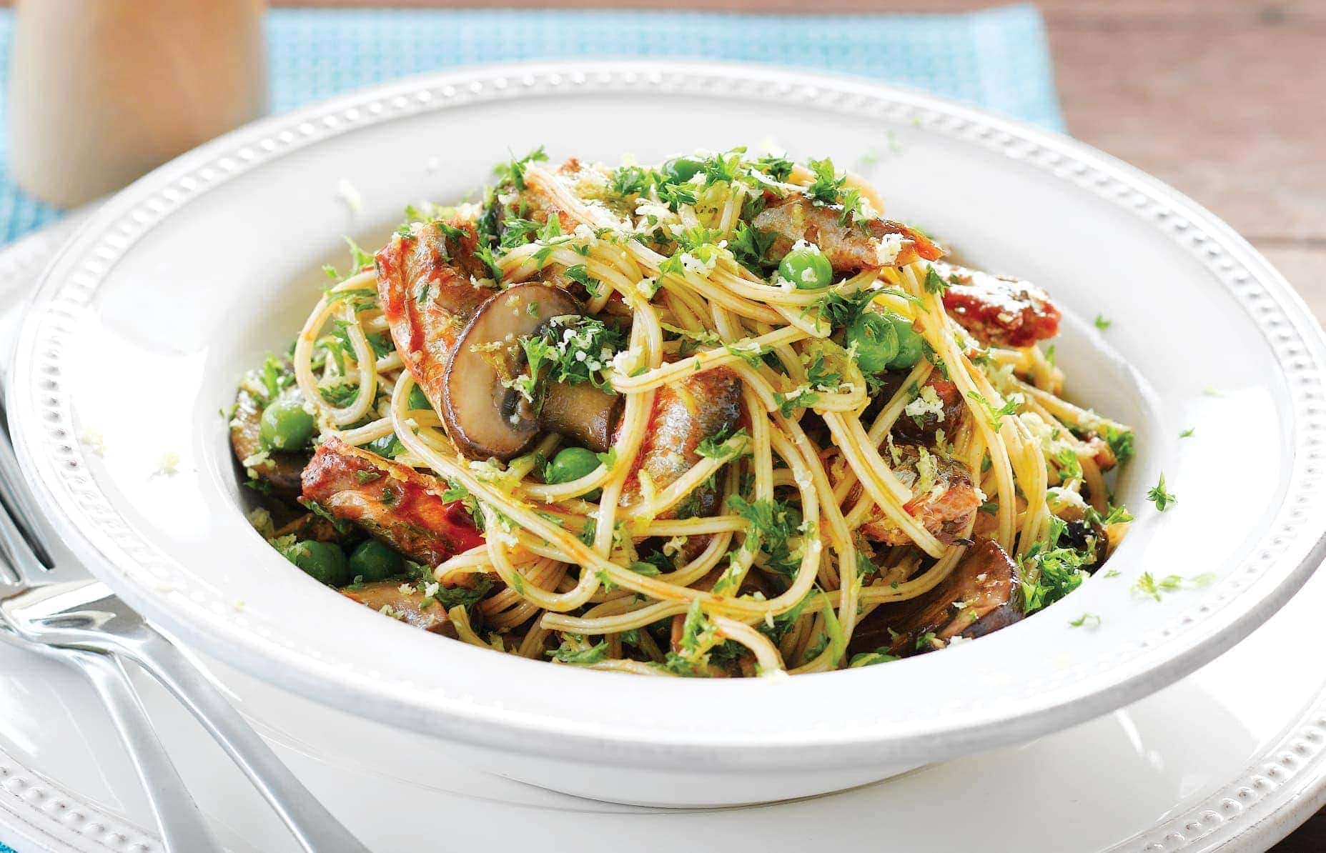 Spaghetti with sardines